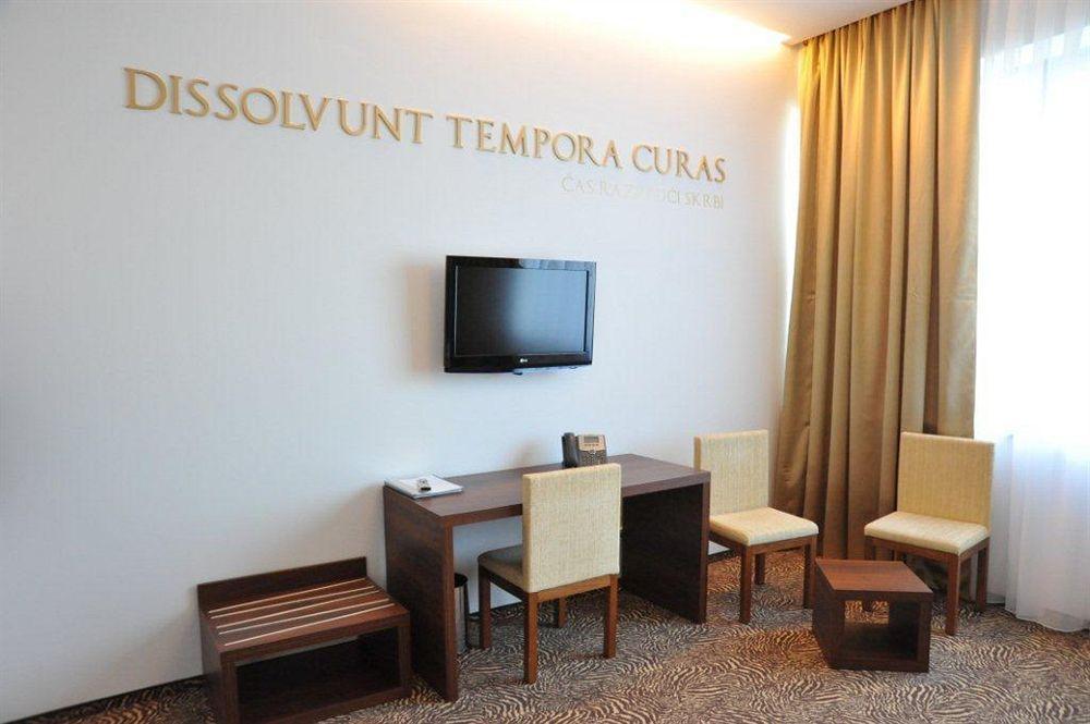 Hotel Rimski Dvor - Rimske Terme Rimske Toplice Extérieur photo