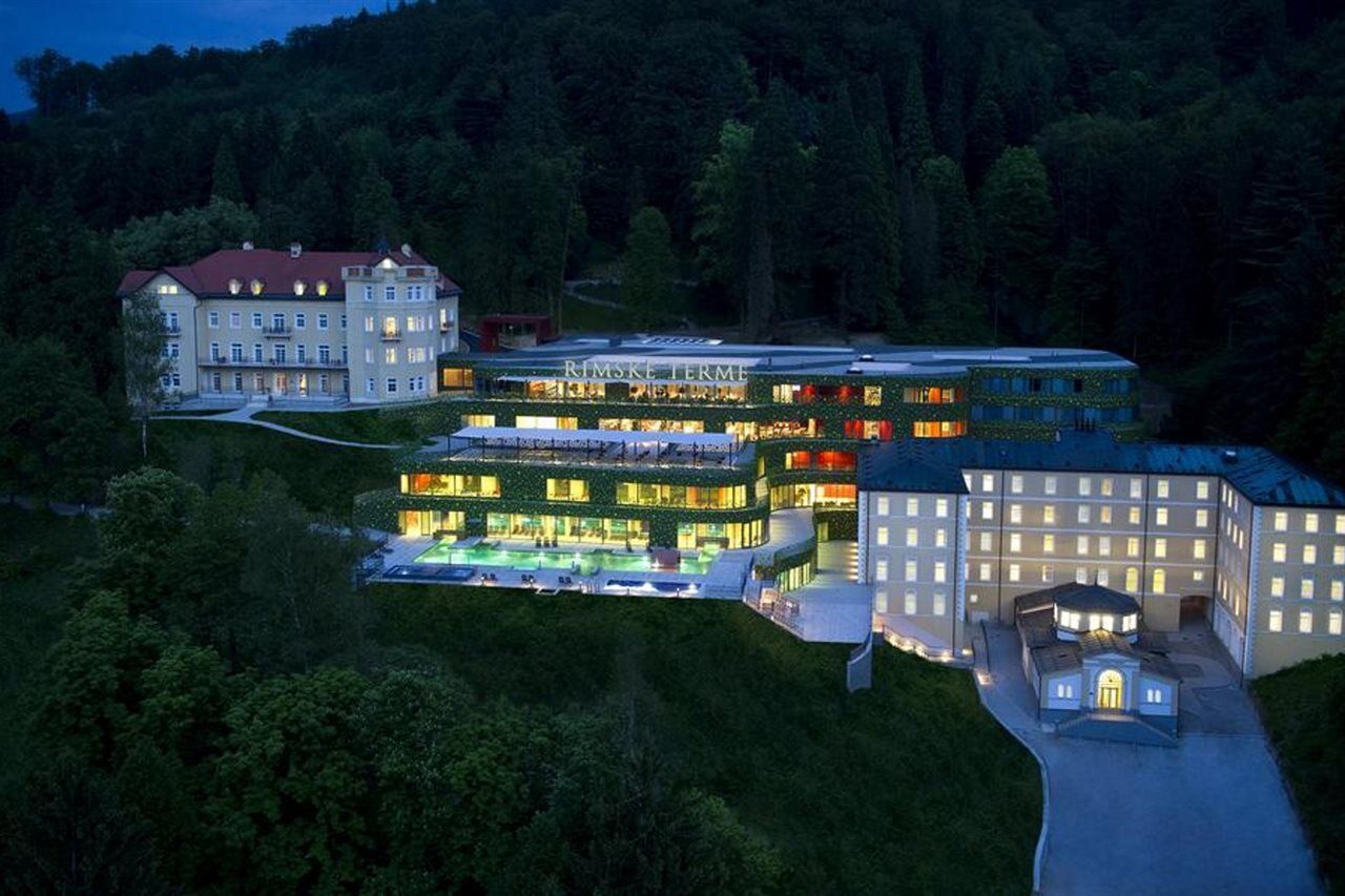 Hotel Rimski Dvor - Rimske Terme Rimske Toplice Extérieur photo